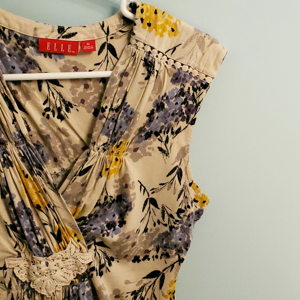 ELLE sleeveless floral faux wrap blouse medium